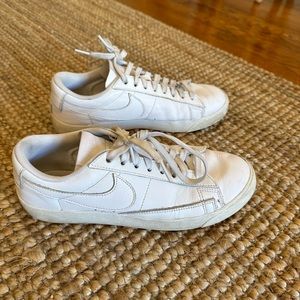 Nike Blazer Low White Size 8